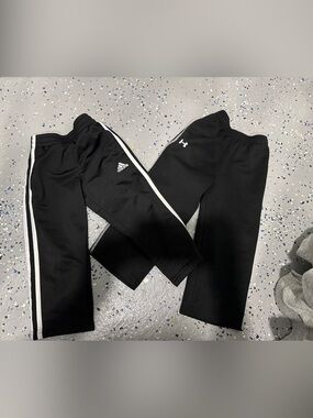Set of 2 boys 3T sweatpants